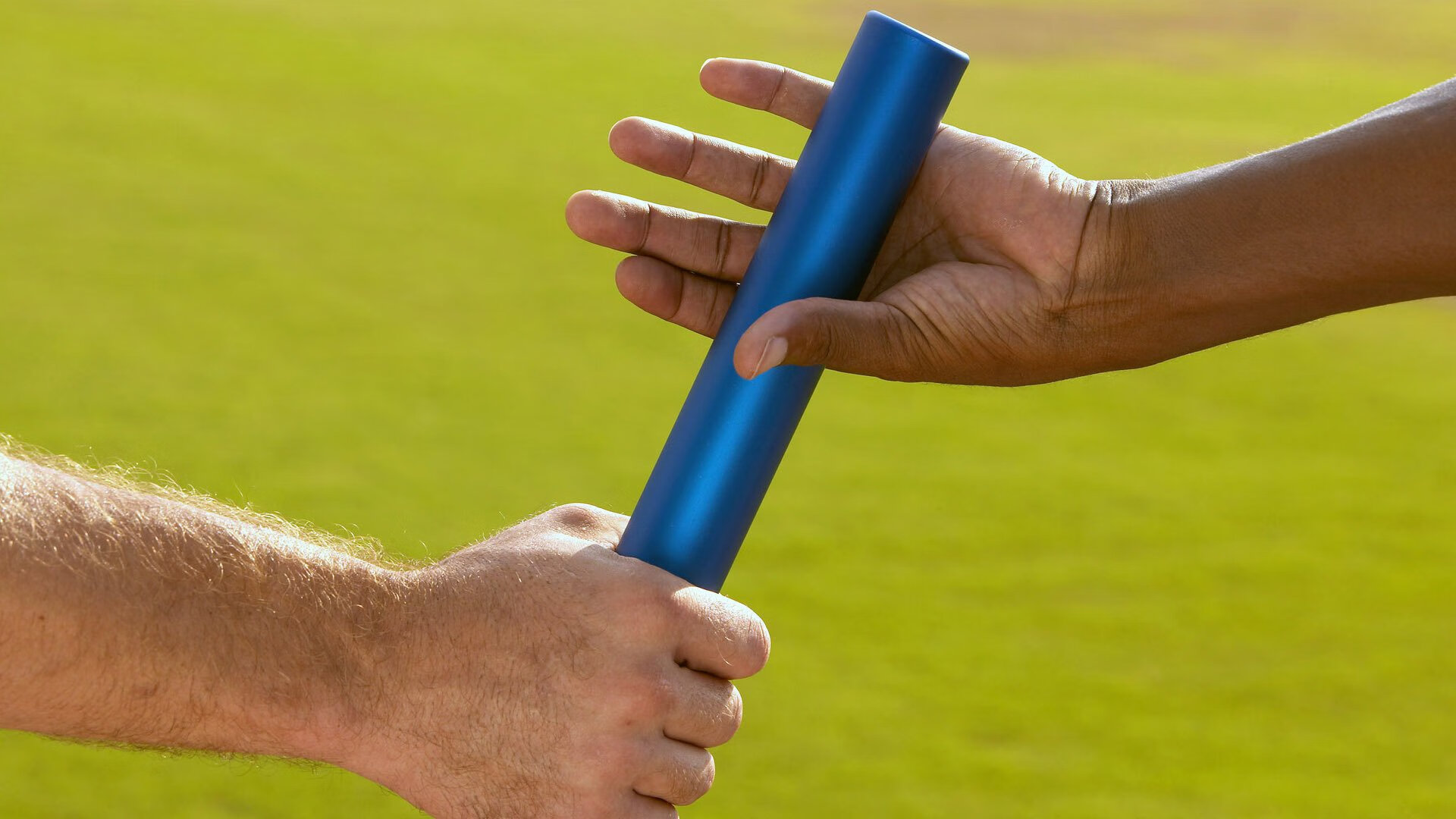 _云端骑行:飞跃城市天际线_,城市天际线飞行航线